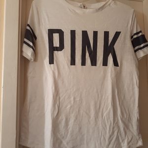 VS Pink short sleeve tee